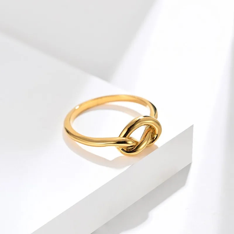 Anel Nó Banhado a Ouro 18k